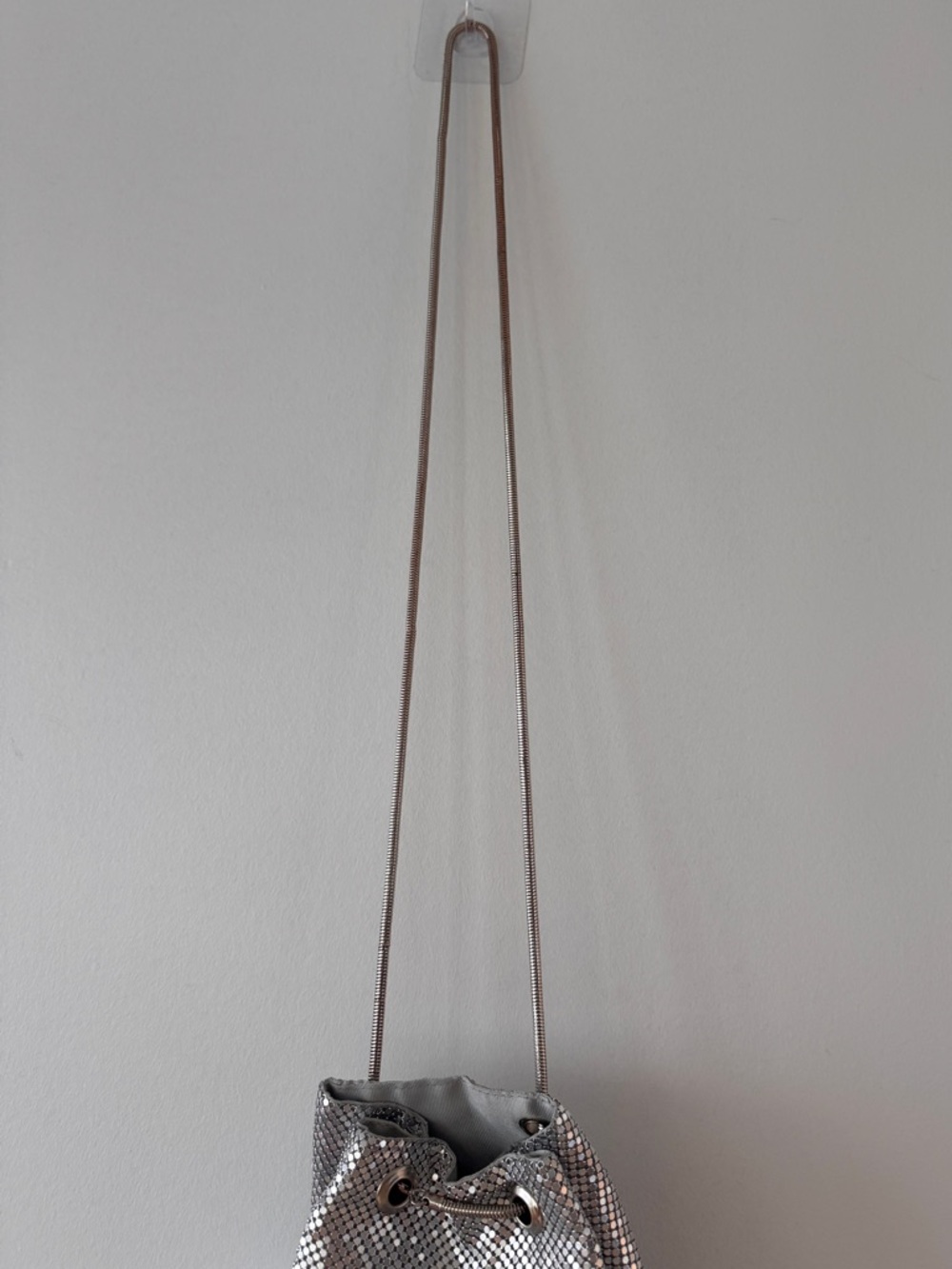 Silver Mesh Drawstring Shoulder Bag - Picture 4 of 4